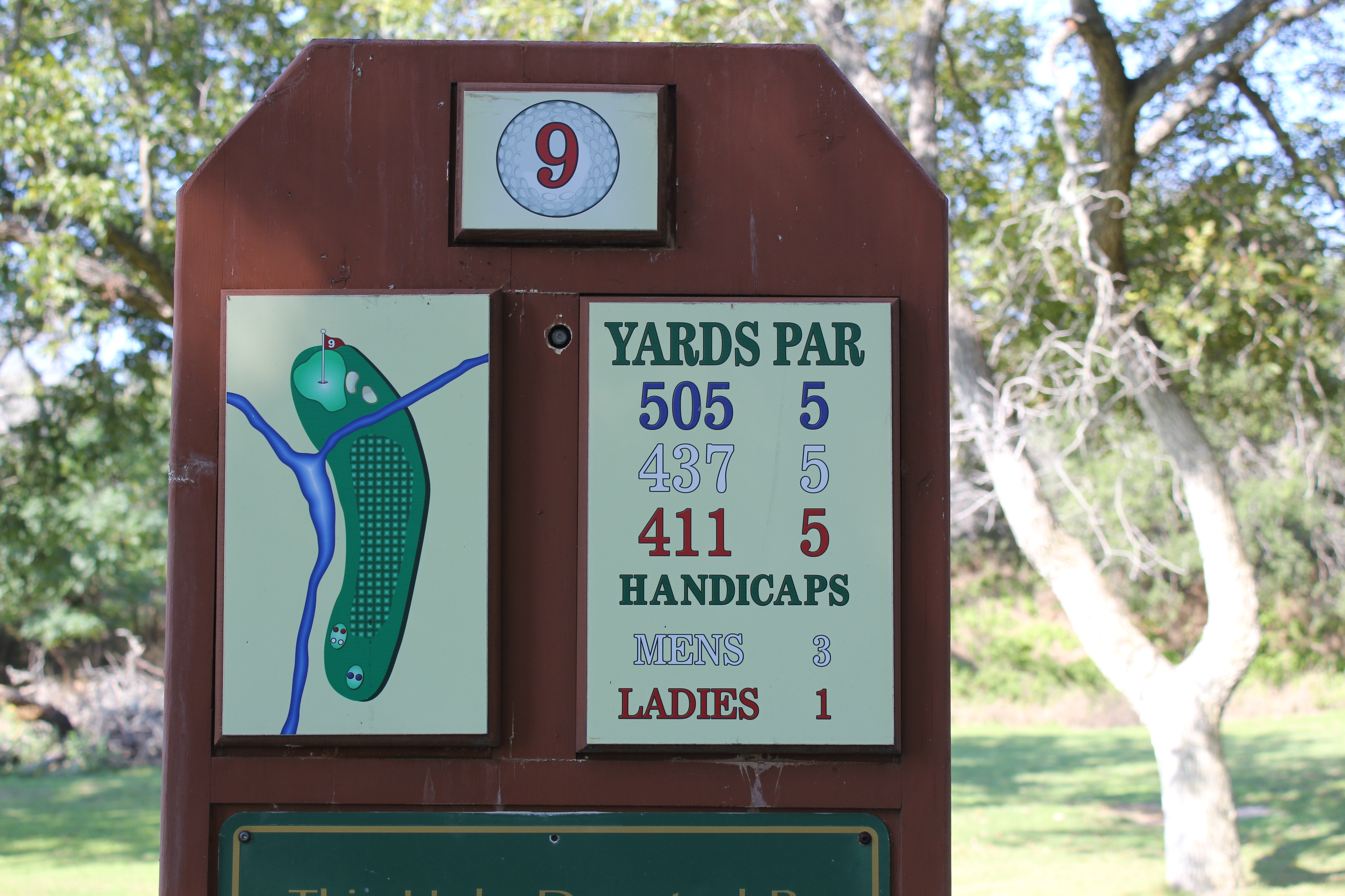 Hole 9 Sign